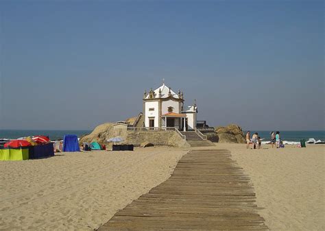 praia do senior da prada|Praia do Senhor da Pedra beach and Miramar beach.